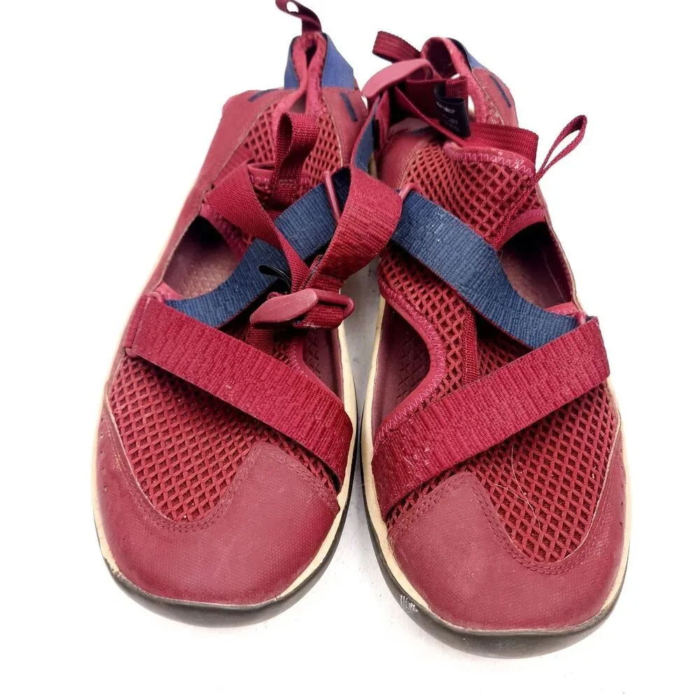 Chaco Odyssey Mens Size 11 Red Burgundy Hiking Shoes Sandals Trekking J106473